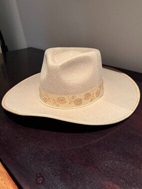 Olive & Pique Flat Brimmed Hat